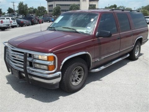 1999 Chevrolet Suburban C1500 LS Data, Info and Specs