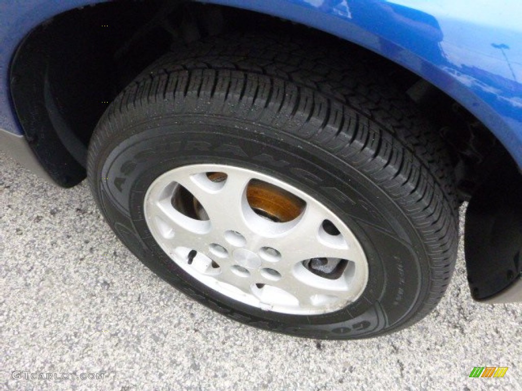 2004 VUE V6 - Electric Blue / Gray photo #9