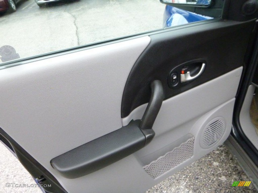 2004 VUE V6 - Electric Blue / Gray photo #19
