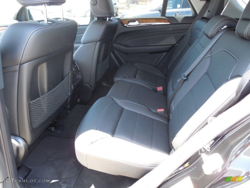 2013 ML 350 BlueTEC 4Matic - Black / Black photo #8