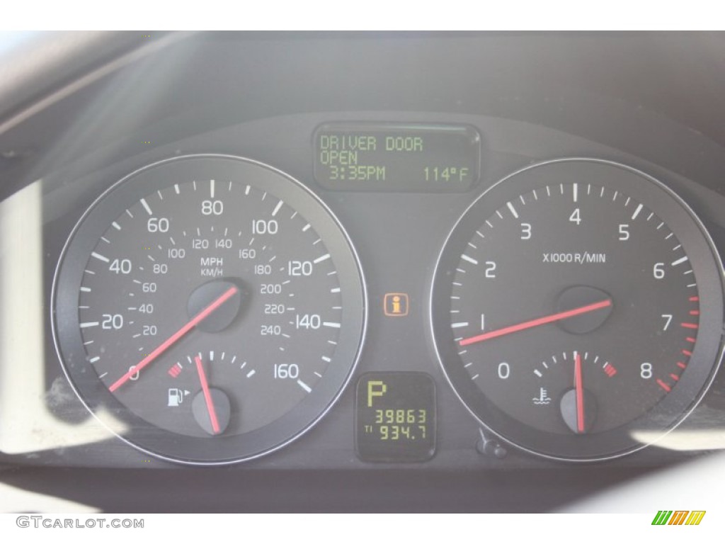 2010 Volvo V50 2.4i Gauges Photo #82822474