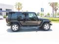 Black - Wrangler Unlimited Sahara 4x4 Photo No. 6