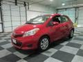 Absolutely Red - Yaris LE 5 Door Photo No. 3