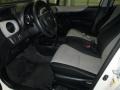 Super White - Yaris L 5 Door Photo No. 10
