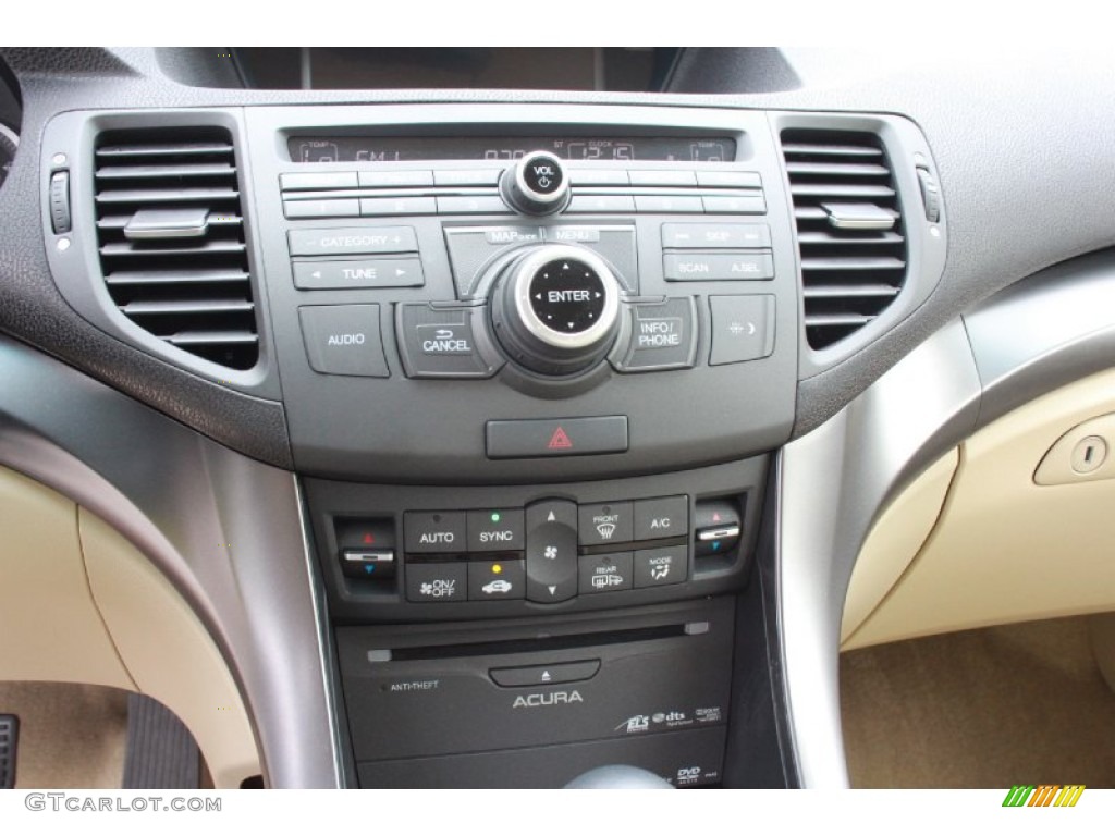2013 Acura TSX Technology Controls Photo #82825831