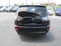 2011 Labrador Black Pearl Mitsubishi Outlander SE AWD  photo #6