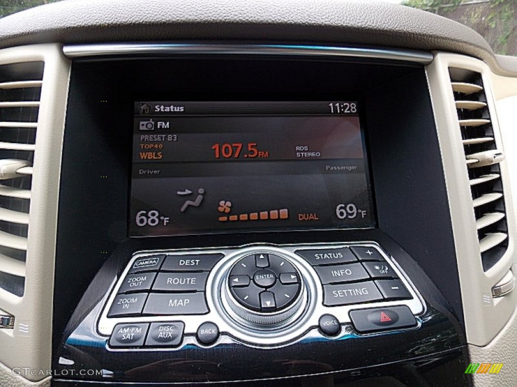 2009 Infiniti FX 35 AWD Controls Photo #82829644