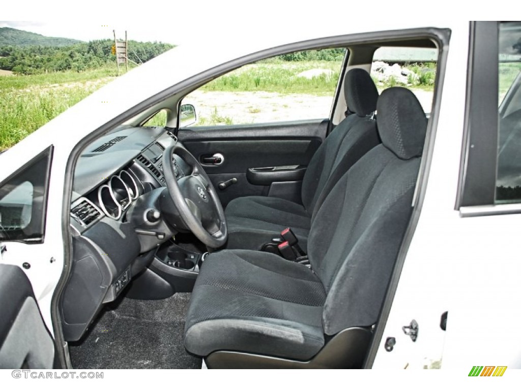 Charcoal Interior 2011 Nissan Versa 1.8 S Hatchback Photo #82830025