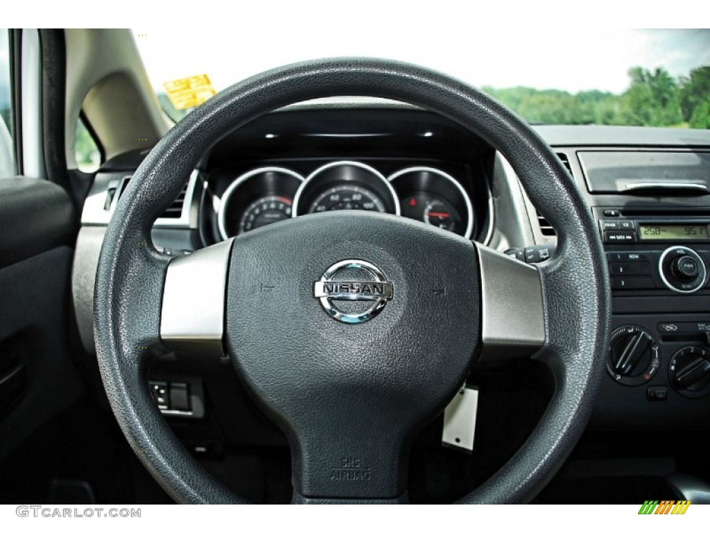 2011 Nissan Versa 1.8 S Hatchback Charcoal Steering Wheel Photo #82830126