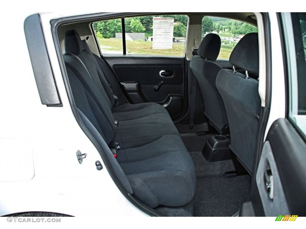 2011 Nissan Versa 1.8 S Hatchback Rear Seat Photo #82830272