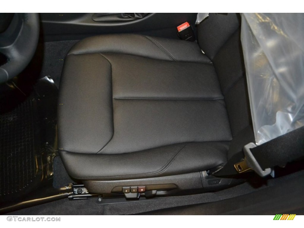 2013 3 Series 328i Sedan - Jet Black / Black photo #7