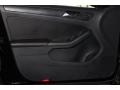 Black - Jetta SE Sedan Photo No. 16