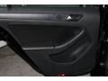 Black - Jetta SE Sedan Photo No. 25