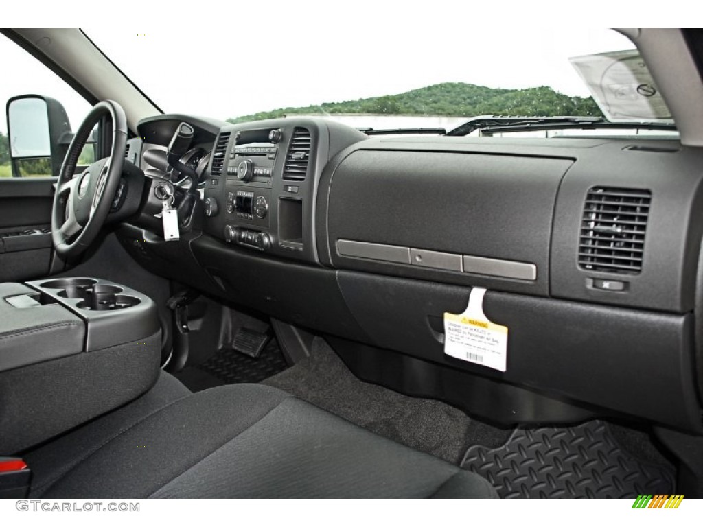 2014 Chevrolet Silverado 2500HD LT Crew Cab 4x4 Ebony Dashboard Photo #82831526