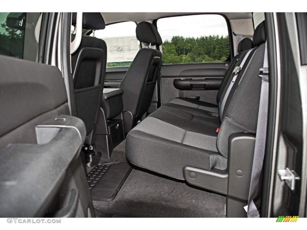 2014 Chevrolet Silverado 2500HD LT Crew Cab 4x4 Rear Seat Photo #82831580