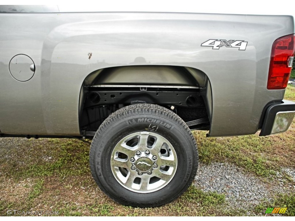 2014 Chevrolet Silverado 2500HD LT Crew Cab 4x4 Wheel Photo #82831664