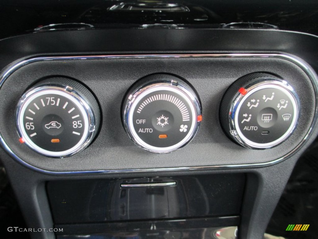 2013 Mitsubishi Lancer GT Controls Photo #82832782