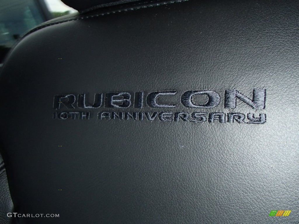 2013 Jeep Wrangler Unlimited Rubicon 10th Anniversary Edition 4x4 Marks and Logos Photo #82832892