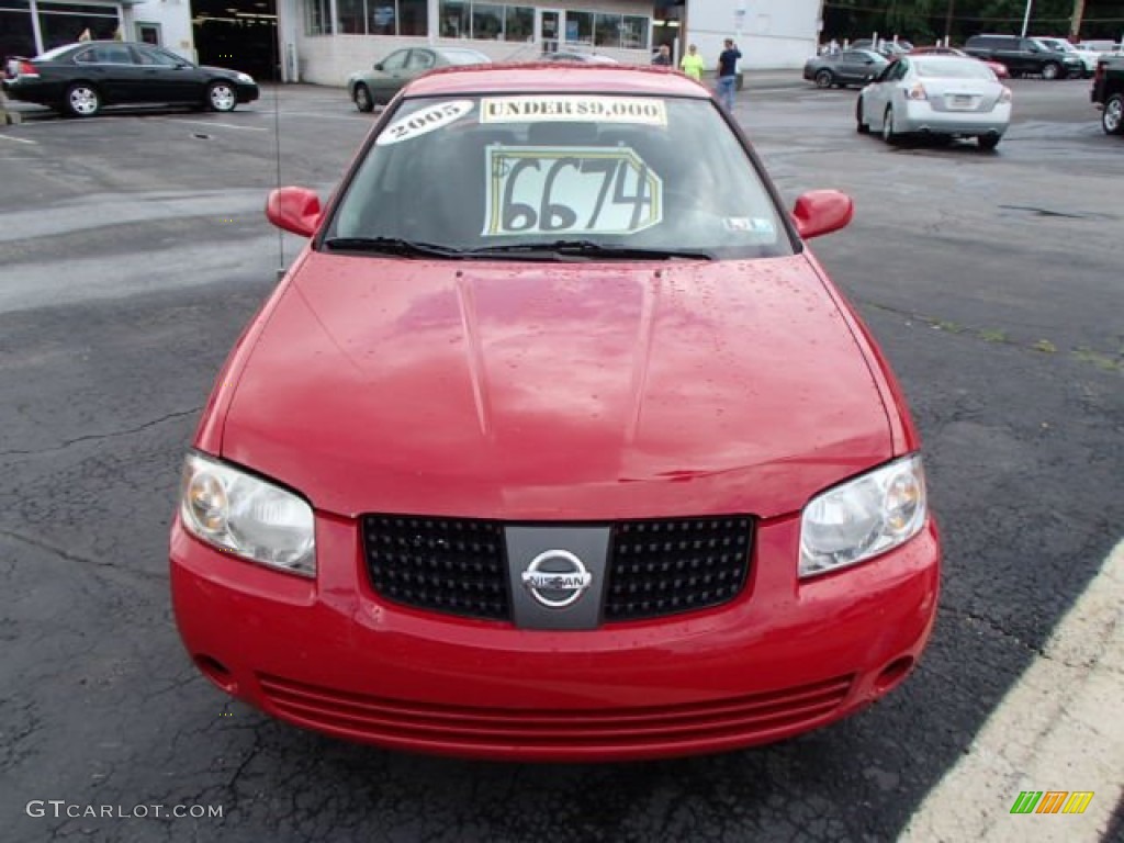 2005 Sentra 1.8 S Special Edition - Code Red / Charcoal photo #3