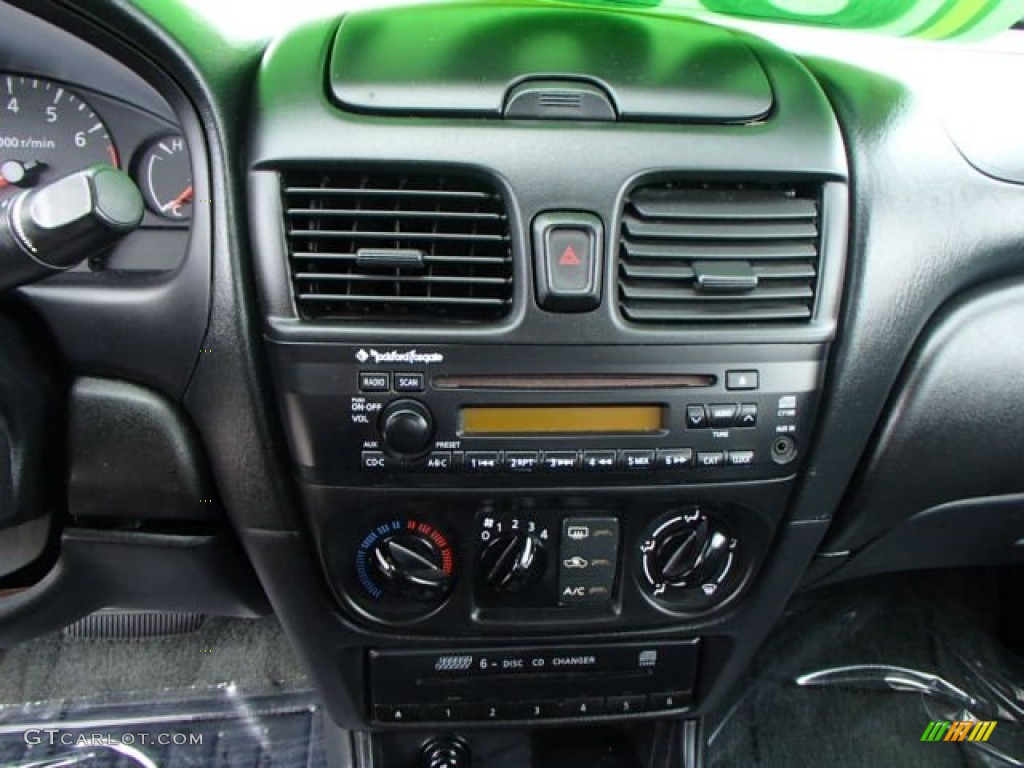 2005 Sentra 1.8 S Special Edition - Code Red / Charcoal photo #16