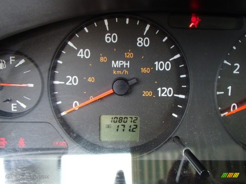 2005 Sentra 1.8 S Special Edition - Code Red / Charcoal photo #19