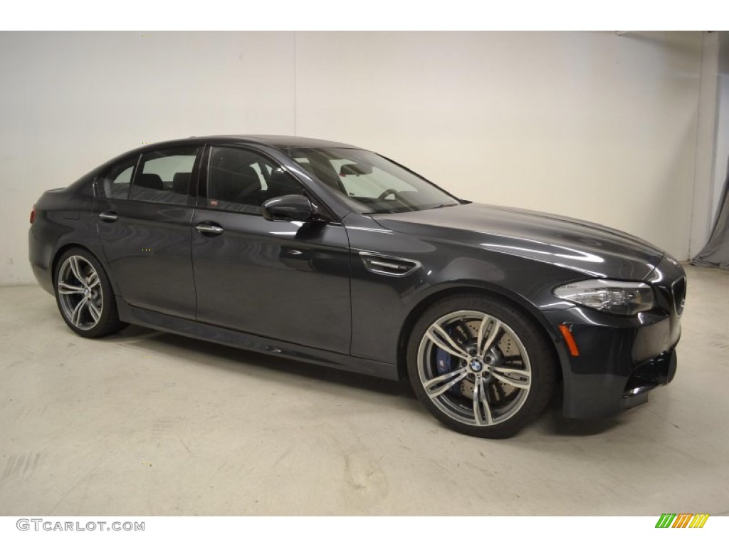Singapore Grey Metallic 2013 BMW M5 Sedan Exterior Photo #82834411