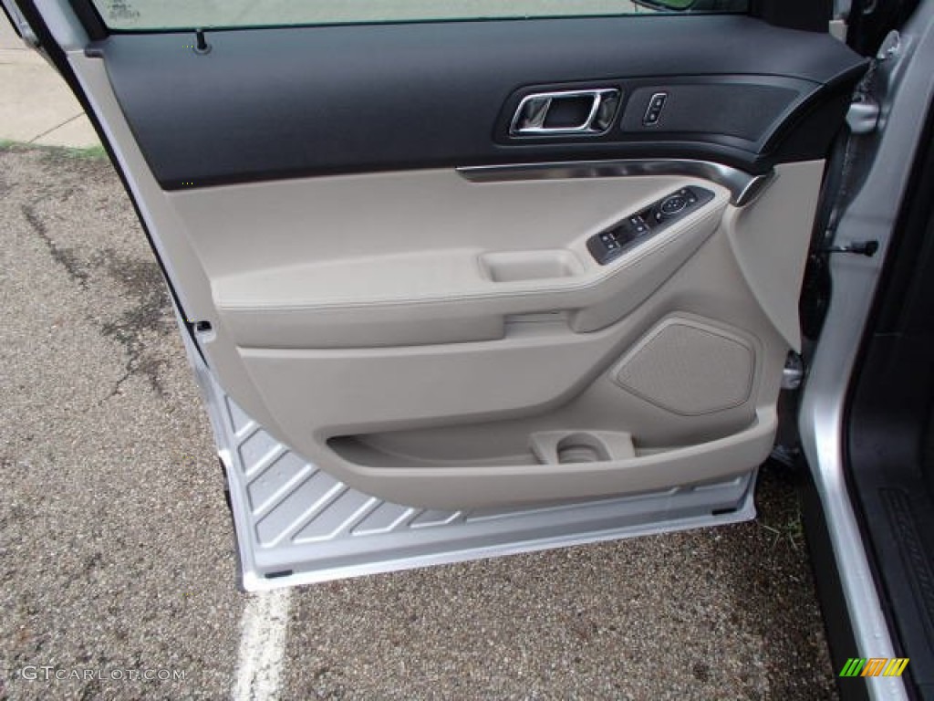 2014 Ford Explorer FWD Door Panel Photos