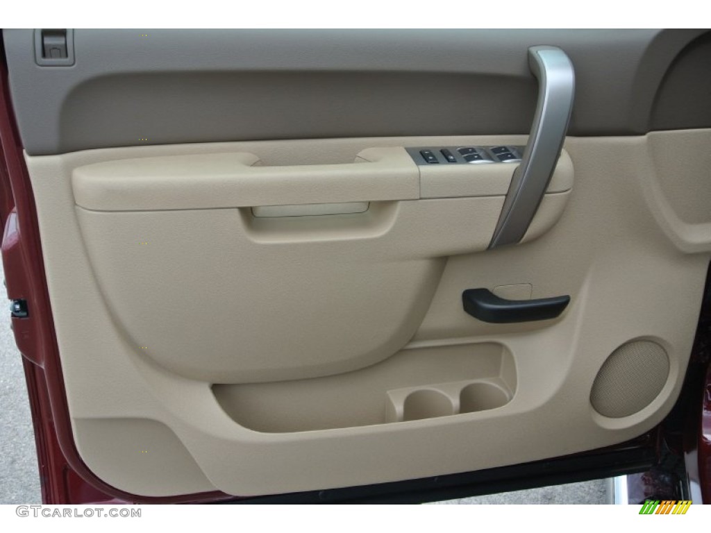 2013 Chevrolet Silverado 1500 LT Crew Cab 4x4 Light Cashmere/Dark Cashmere Door Panel Photo #82837075