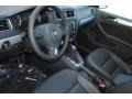 Black Uni - Jetta SE Sedan Photo No. 16