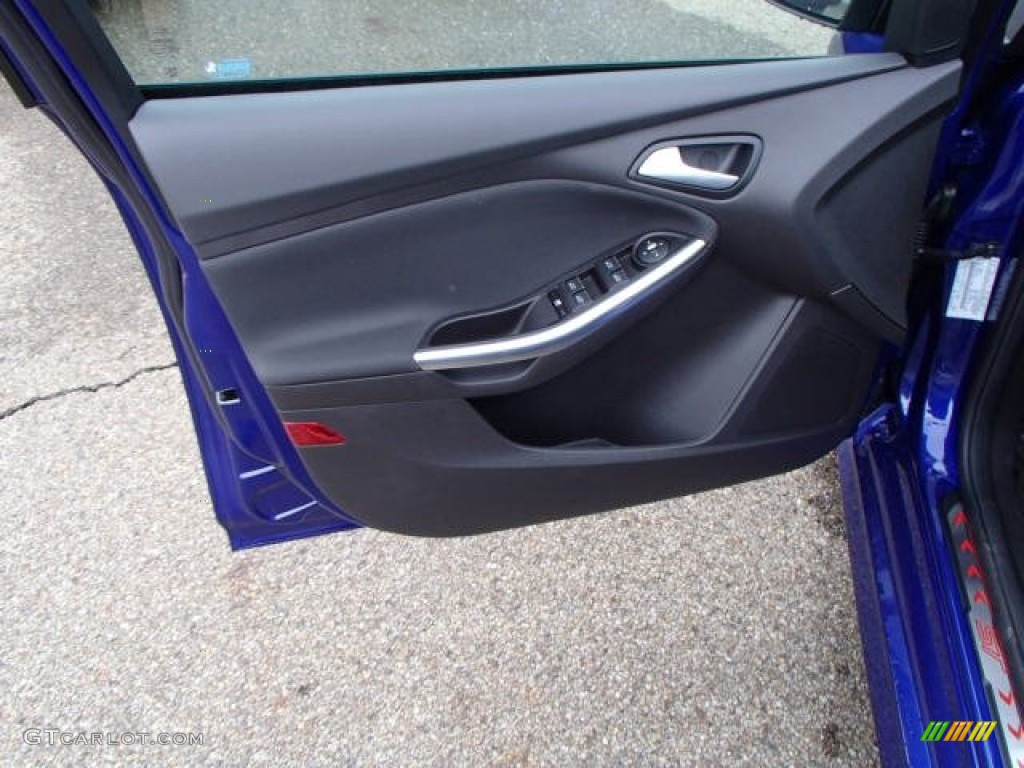 2013 Ford Focus ST Hatchback ST Performance Blue Recaro Seats Door Panel Photo #82841143