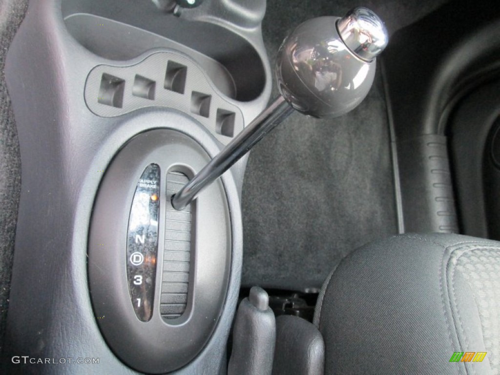 2005 Chrysler PT Cruiser Limited 4 Speed Automatic Transmission Photo #82841533