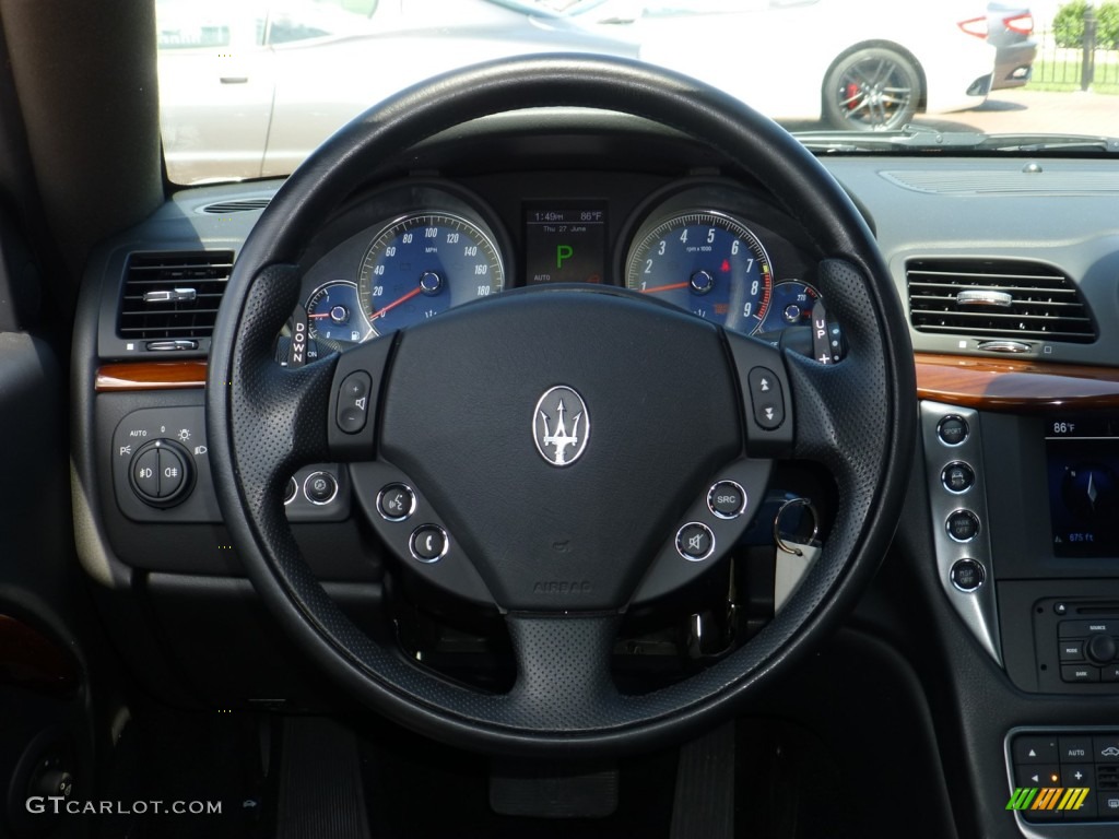 2009 Maserati GranTurismo Standard GranTurismo Model Nero Steering Wheel Photo #82843099