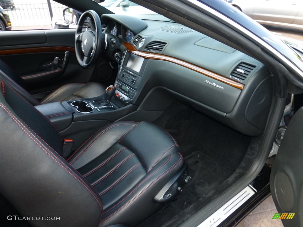 Nero Interior 2009 Maserati GranTurismo Standard GranTurismo Model Photo #82843216