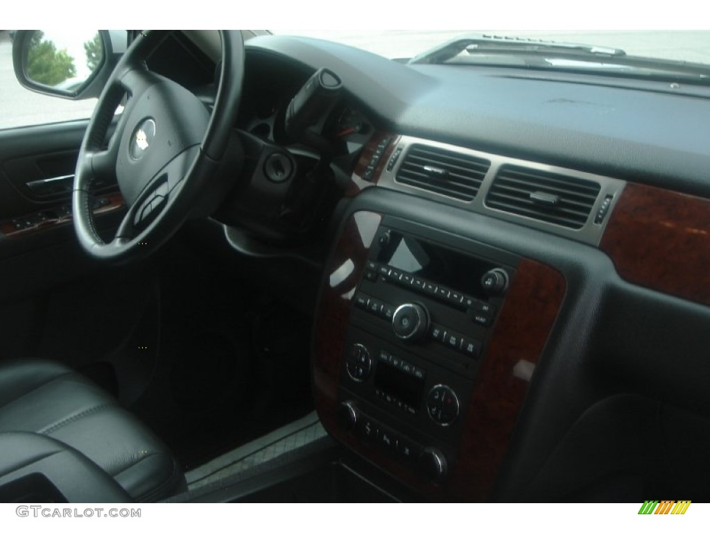 2011 Silverado 1500 LTZ Crew Cab 4x4 - Sheer Silver Metallic / Ebony photo #26