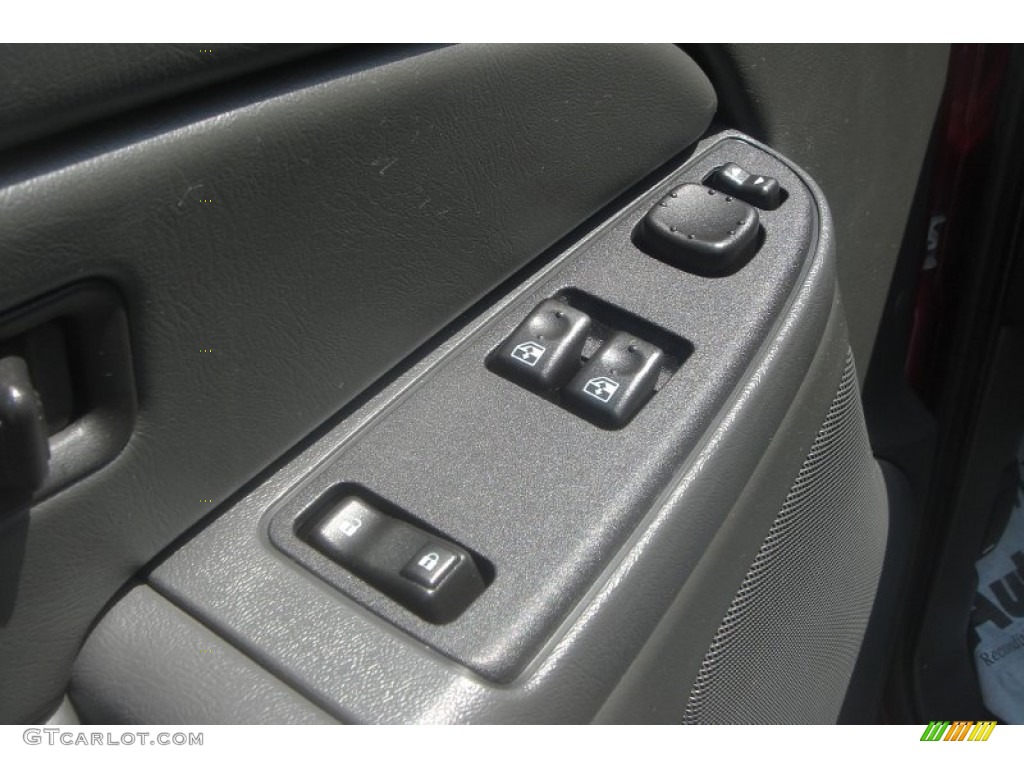 2007 Silverado 2500HD Classic LT Extended Cab 4x4 - Sport Red Metallic / Dark Charcoal photo #17
