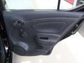 Super Black - Versa 1.6 S Sedan Photo No. 24