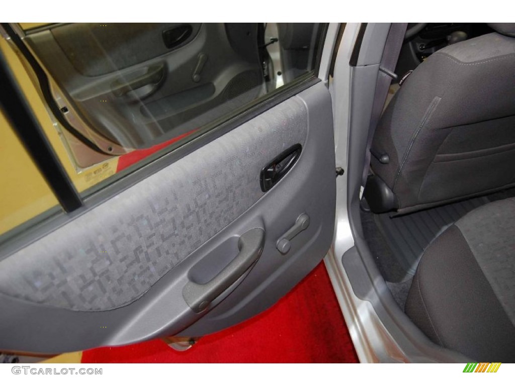 2003 Accent GL Sedan - Silver Mist Metallic / Gray photo #13