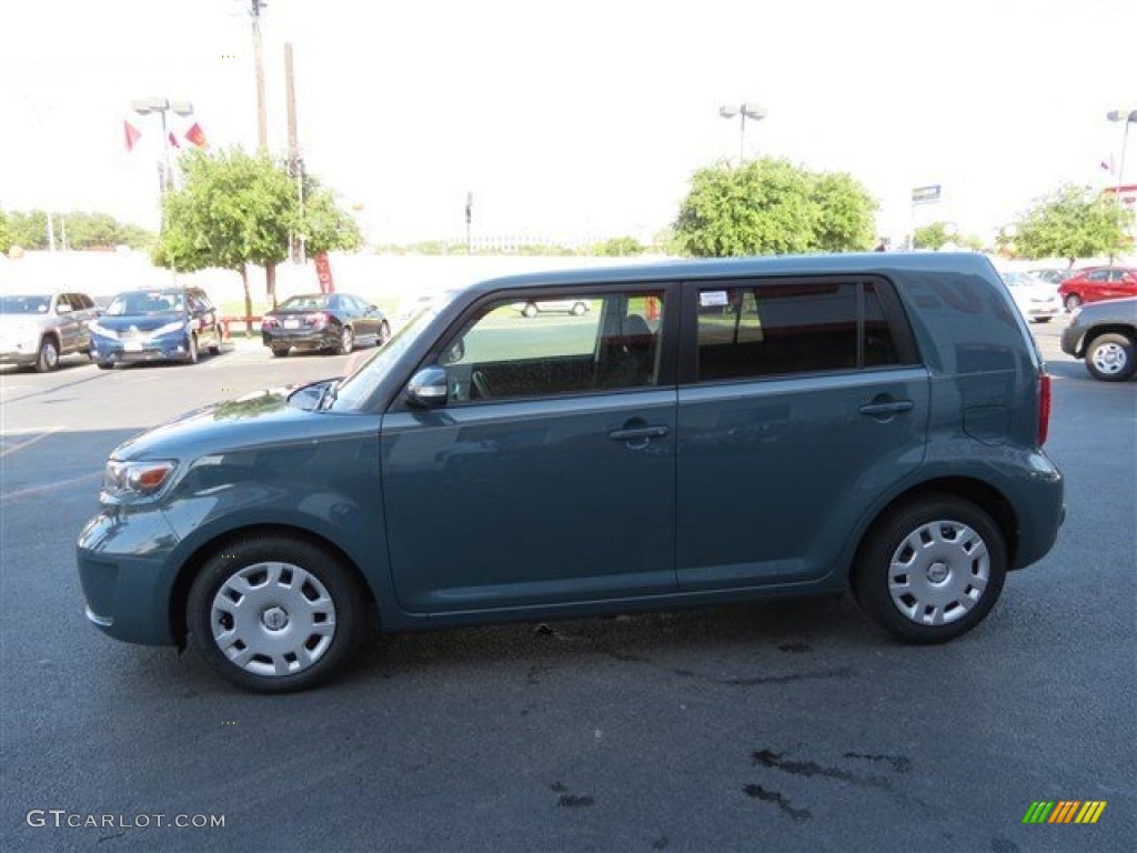 2010 xB  - Hypnotic Teal Mica / Dark Gray photo #4