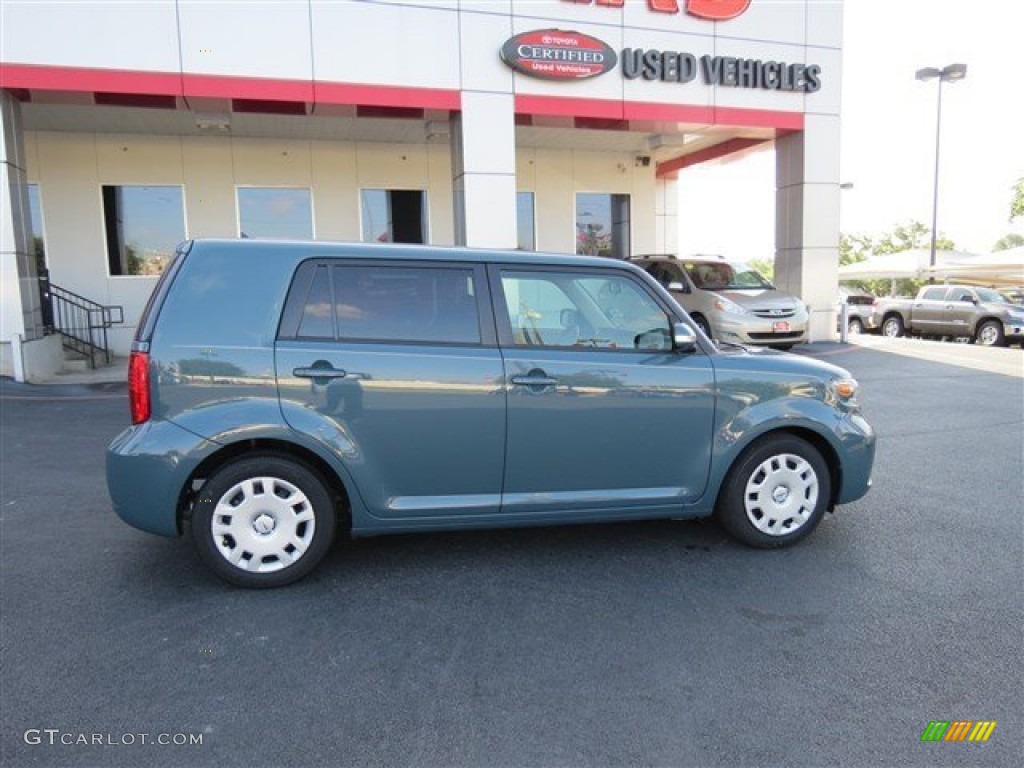2010 xB  - Hypnotic Teal Mica / Dark Gray photo #8