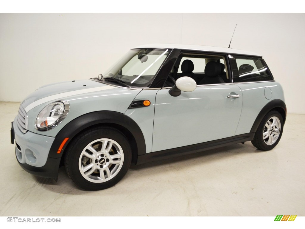 2011 Cooper Hardtop - Ice Blue / Carbon Black photo #6