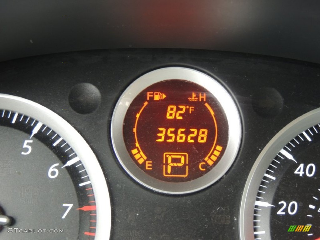 2010 Sentra 2.0 SR - Anodized Orange Metallic / Charcoal photo #20