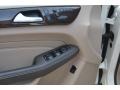 Arctic White - ML 350 4Matic Photo No. 16