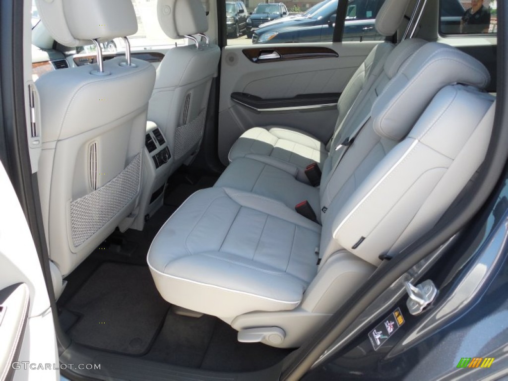 2013 Mercedes-Benz GL 550 4Matic Interior Color Photos