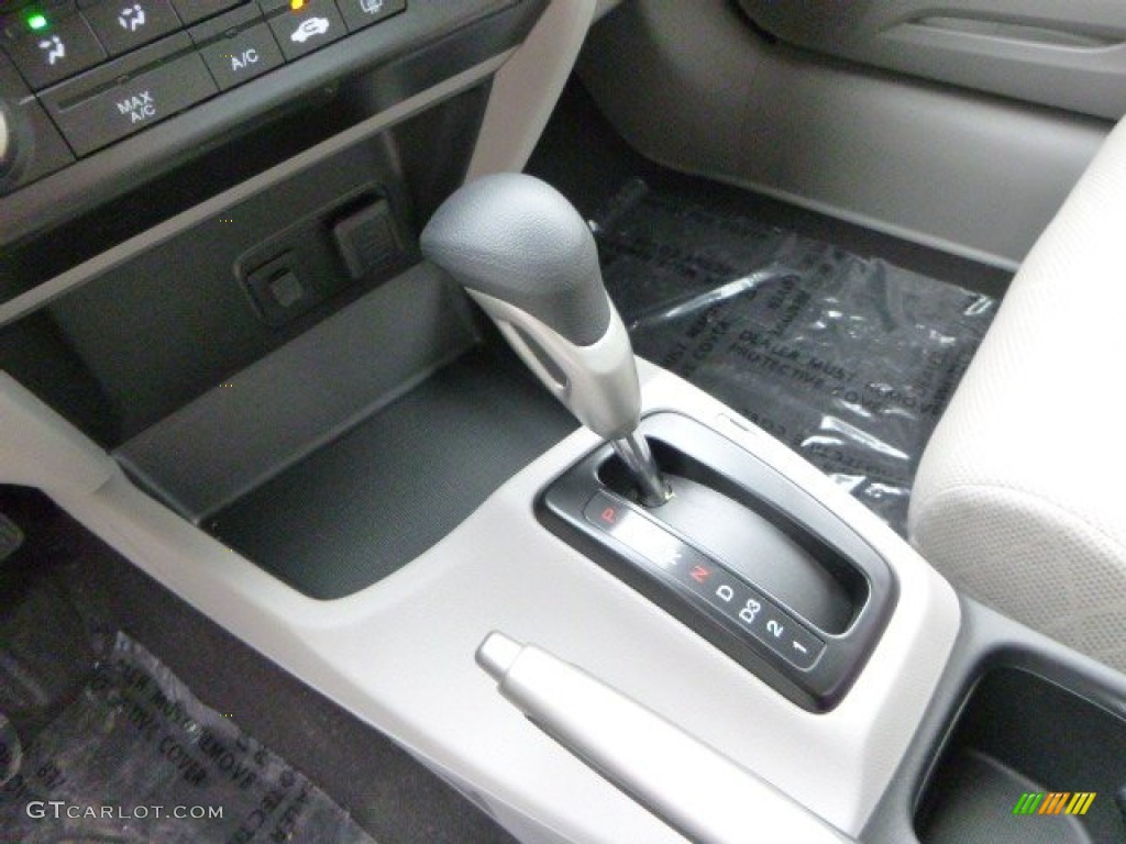 2012 Civic NGV Sedan - Polished Metal Metallic / Gray photo #17