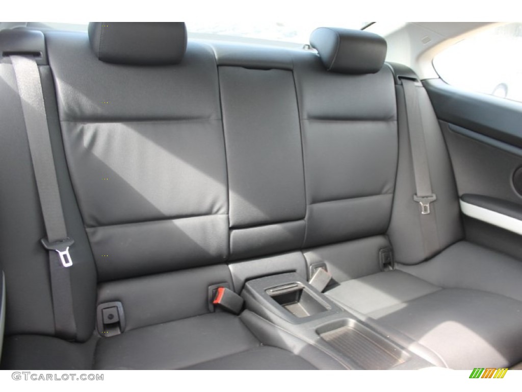 2008 BMW 3 Series 328i Coupe Rear Seat Photo #82861950