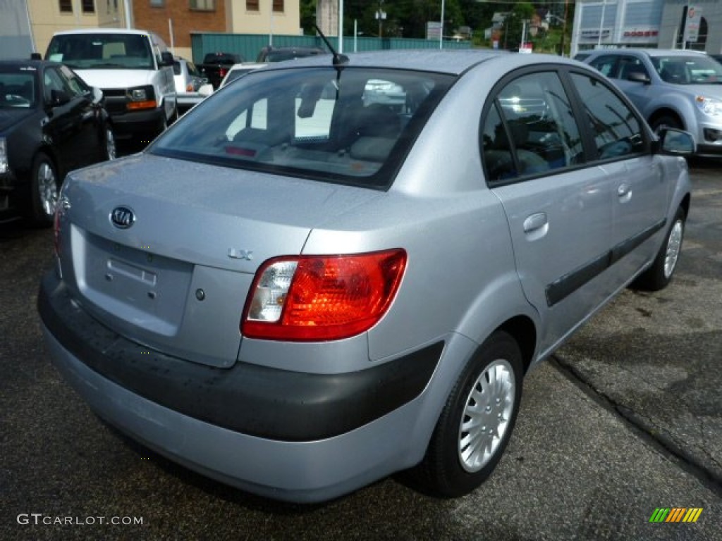 2006 Rio LX Sedan - Silver / Gray photo #11