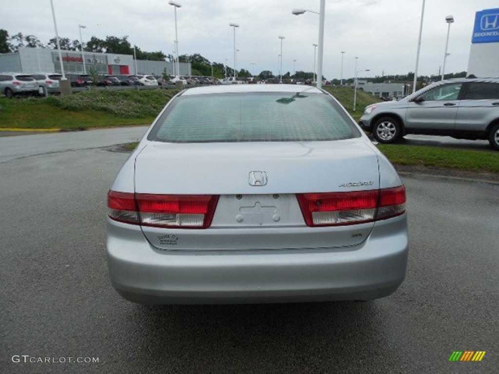 2003 Accord DX Sedan - Satin Silver Metallic / Black photo #3