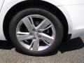 2014 Chevrolet Cruze Diesel Wheel and Tire Photo