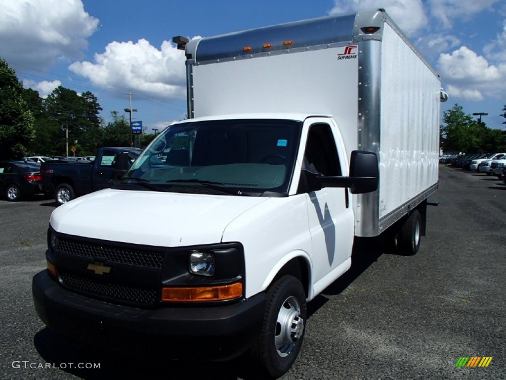 Summit White 2013 Chevrolet Express Cutaway 3500 Moving Van Exterior Photo #82866221