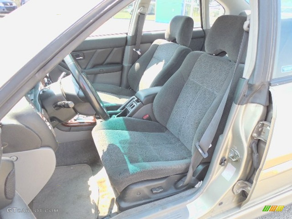 Gray Interior 2000 Subaru Legacy GT Sedan Photo #82866231